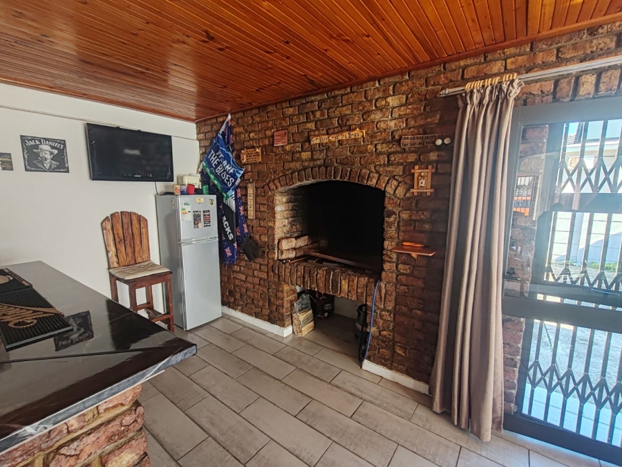3 Bedroom Property for Sale in Windsor Park Eastern Cape